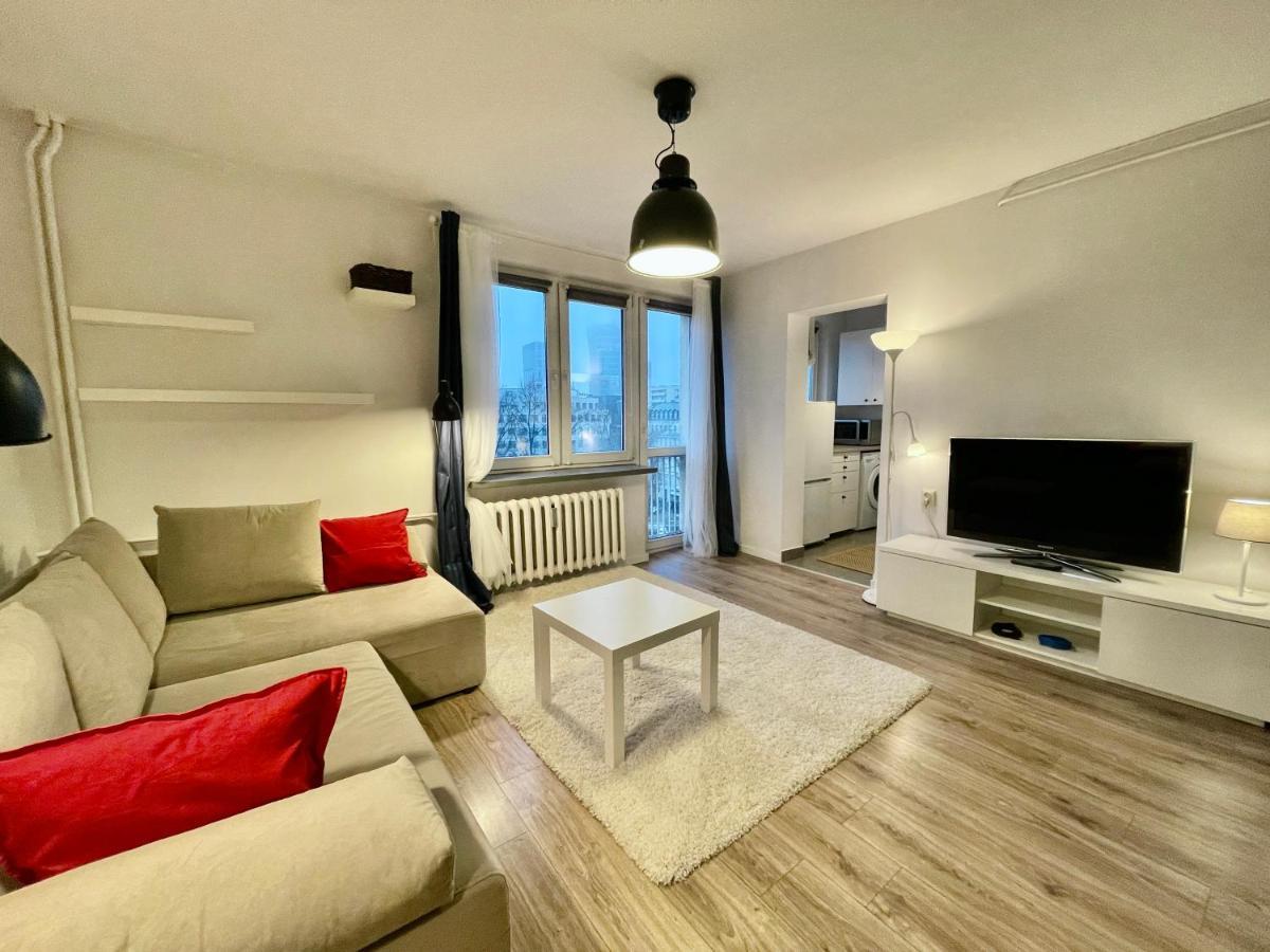 Apartament Holiday Metro Fast Wifi Tv'70 Netflix Hbo Appletv Warszawa Zewnętrze zdjęcie