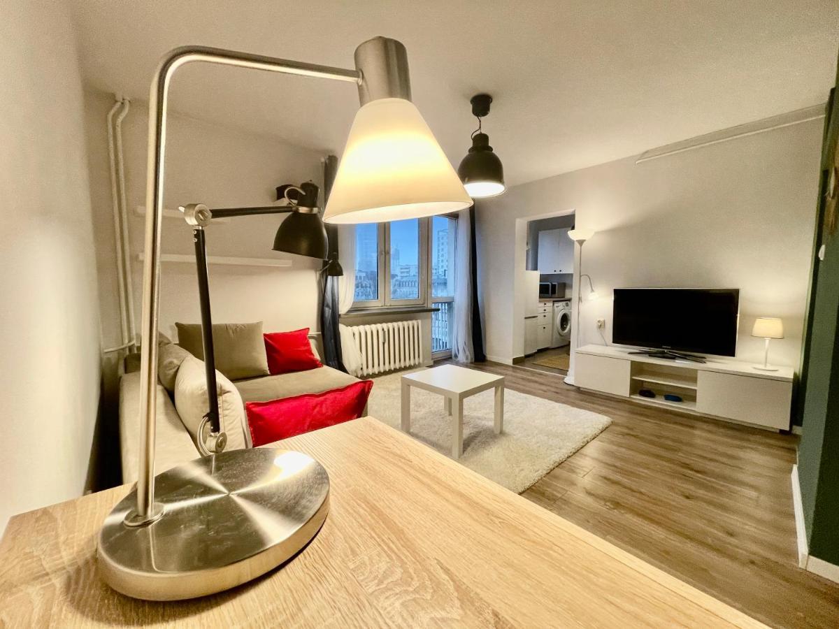 Apartament Holiday Metro Fast Wifi Tv'70 Netflix Hbo Appletv Warszawa Zewnętrze zdjęcie