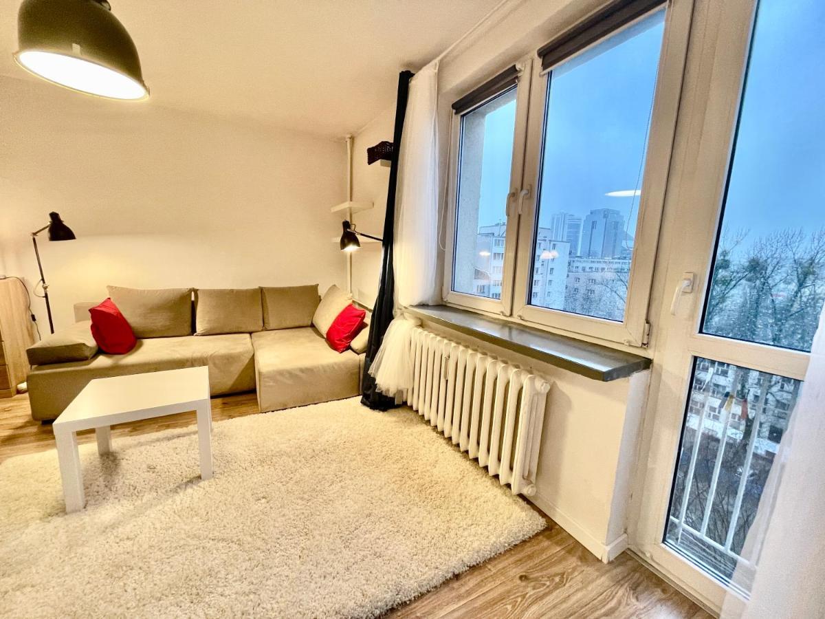 Apartament Holiday Metro Fast Wifi Tv'70 Netflix Hbo Appletv Warszawa Zewnętrze zdjęcie