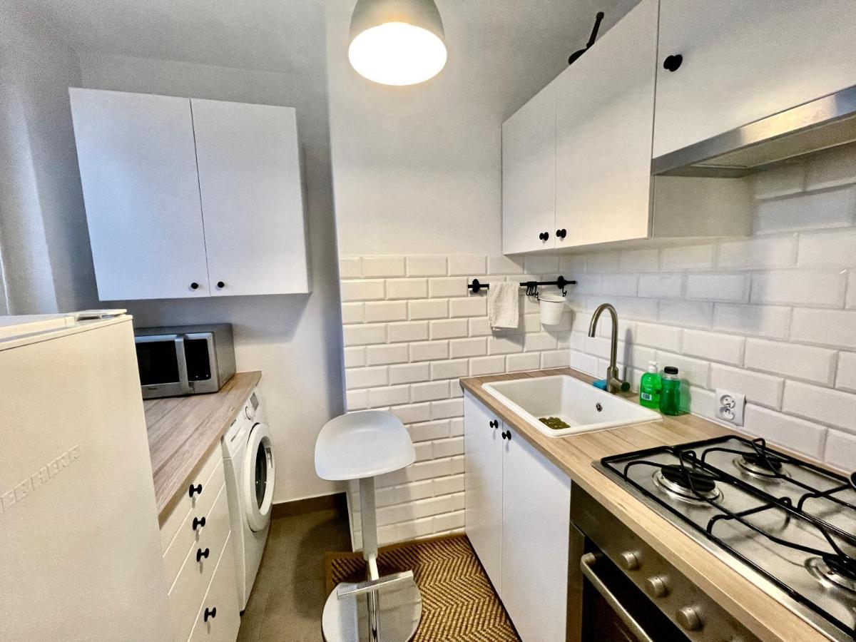 Apartament Holiday Metro Fast Wifi Tv'70 Netflix Hbo Appletv Warszawa Zewnętrze zdjęcie