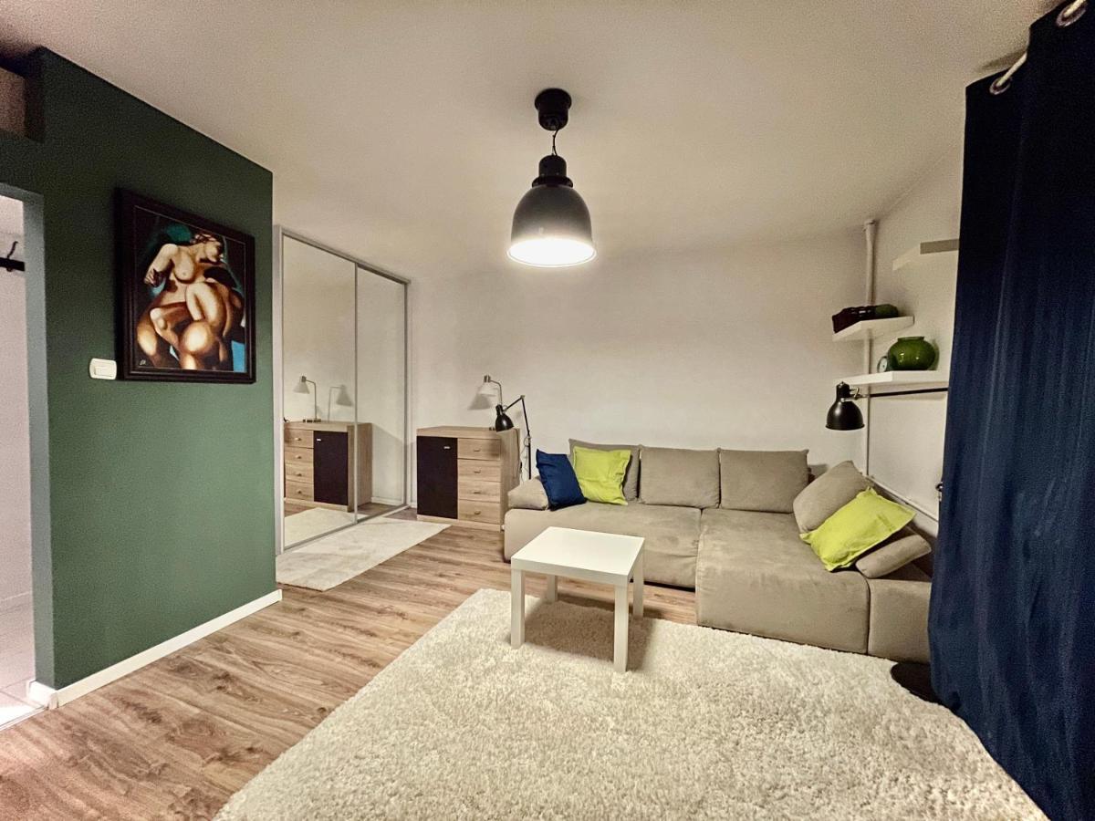 Holiday Metro Fast Wifi Tv'70 Netflix Hbo Appletv Warszawa Zewnętrze zdjęcie