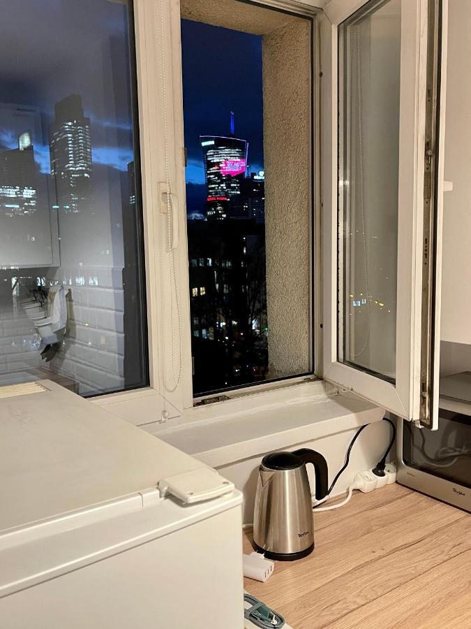 Holiday Metro Fast Wifi Tv'70 Netflix Hbo Appletv Warszawa Zewnętrze zdjęcie